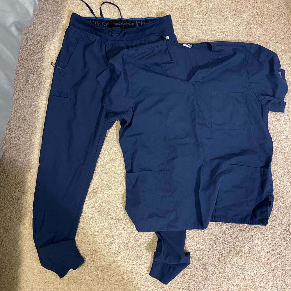 Cherokee Men’s Scrub set